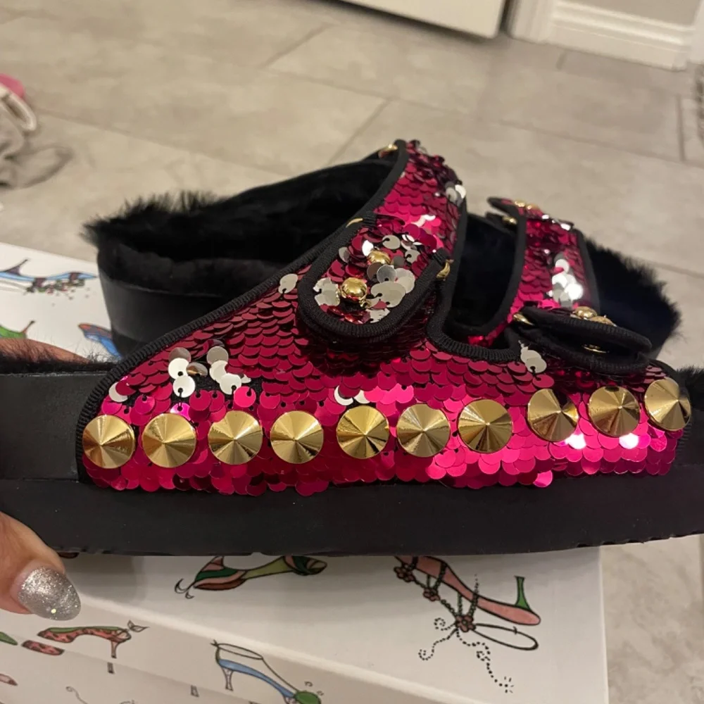SUECOMMA BONNIE SCB Collection Pink/Silver Sequin Faux Fur Slide Size 38